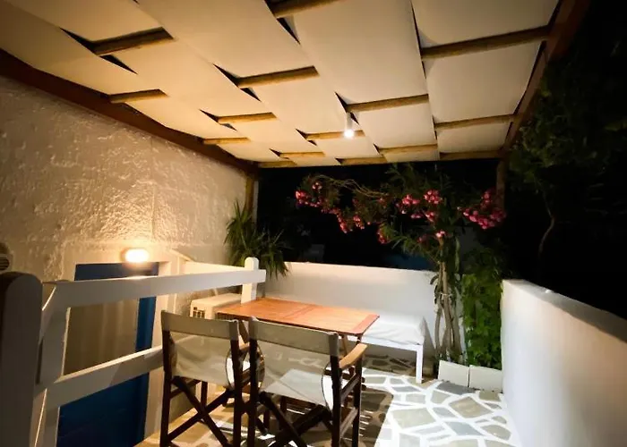 迪娜纳克索斯公寓 * 阿吉奥斯普罗科皮奥斯