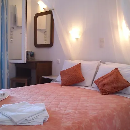 Апартаменты Dina Naxos
